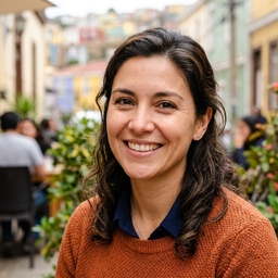 Nombre y sus Apellidos